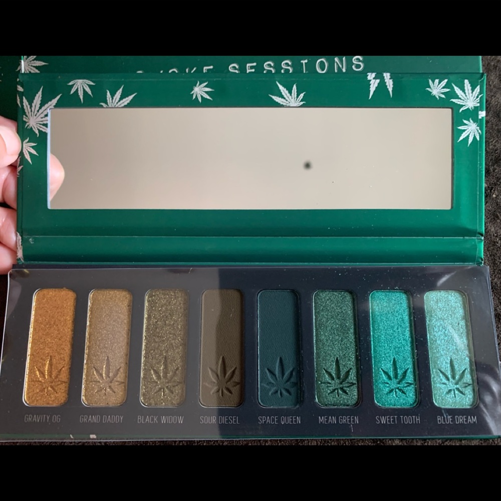 Limited edition Melt Cosmetics Limited edition “smoke sessions” palette
